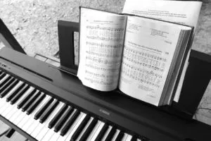 Czarno-białe pianino